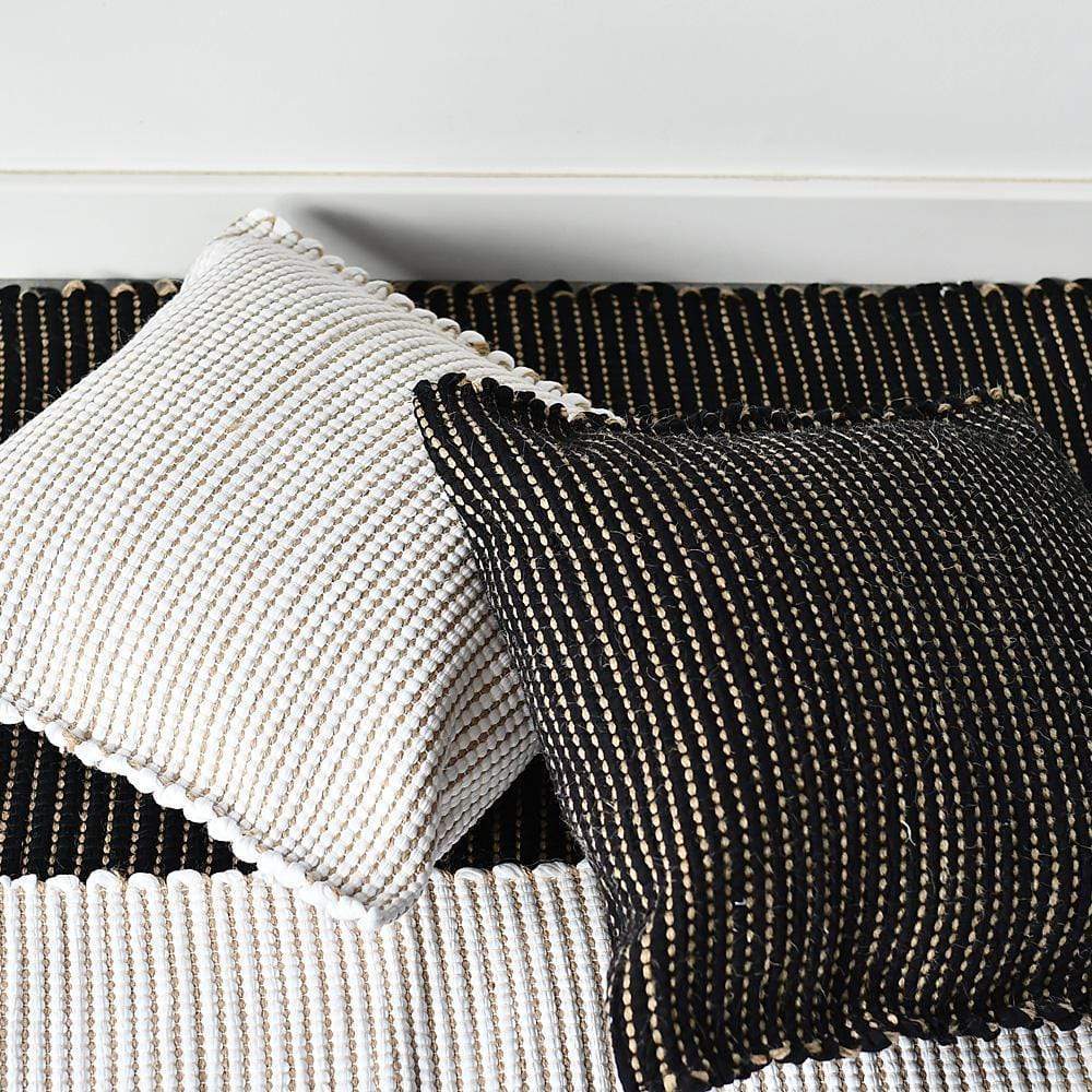 Descente de lit en coton noire I Tissage du Portugal Descente de lit en coton - Noire