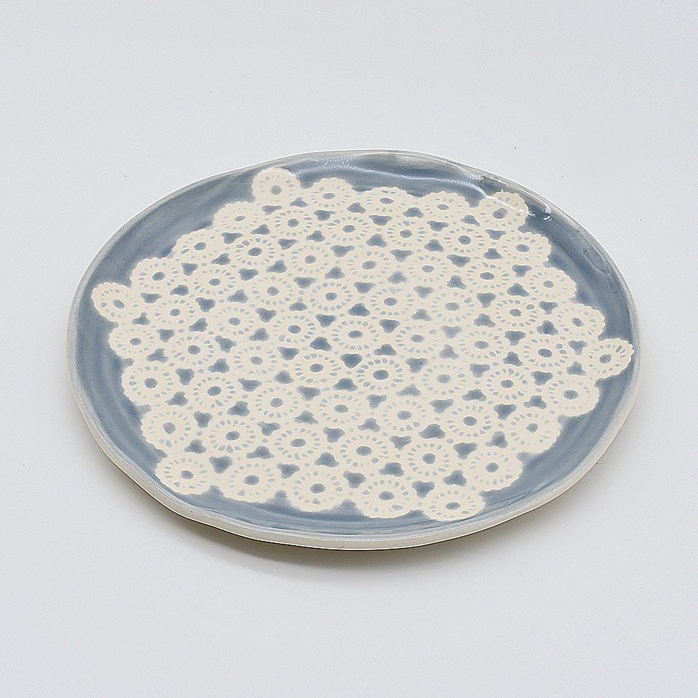 Petite assiette en céramique bleue I Motifs dentelles portugaises # DRAFT Assiette "Renda" grise - 20 cm