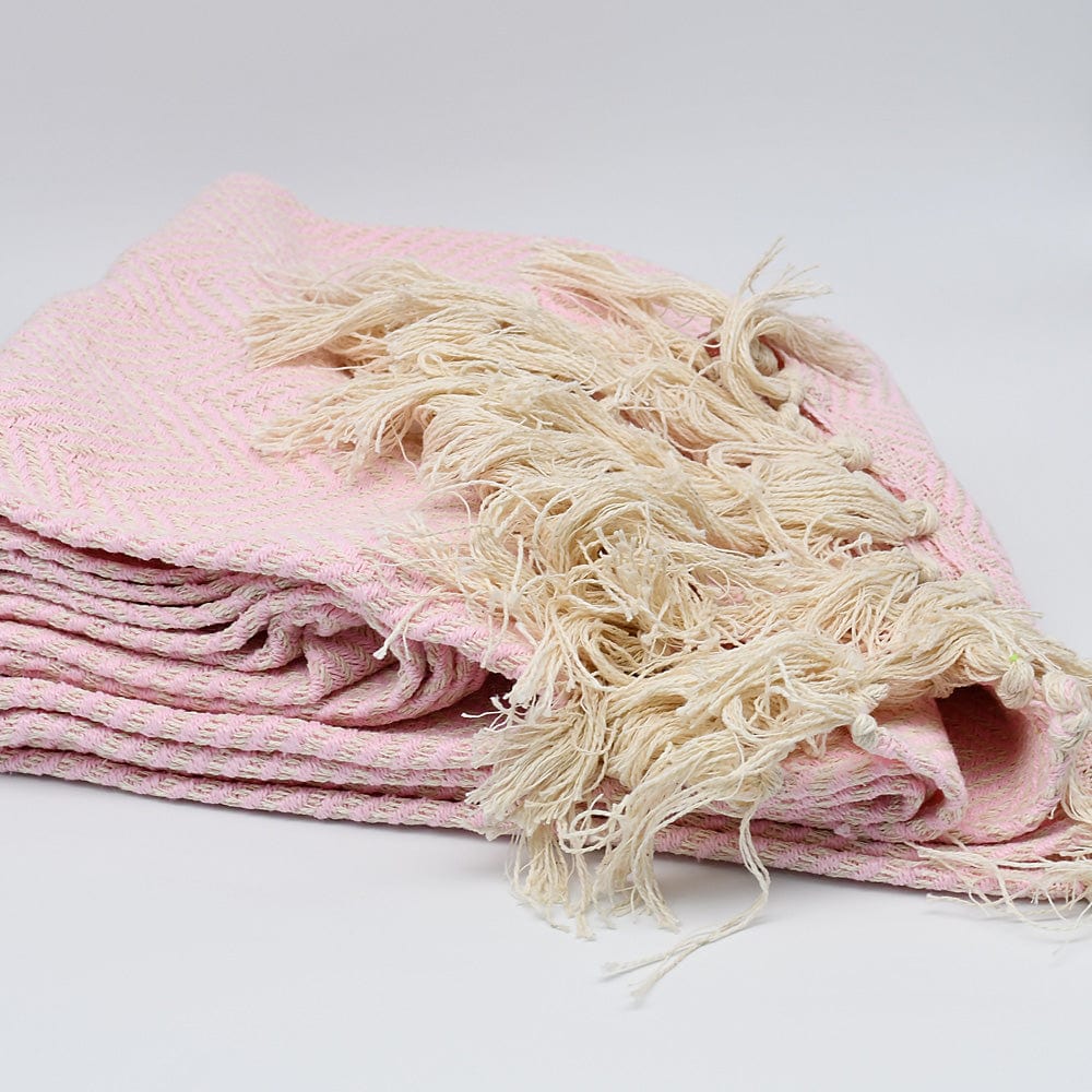 Plaid en coton rose motifs chevrons I Artisanat du Portugal en ligne Plaid à franges en coton "Chevrons" 200x135 - Rose
